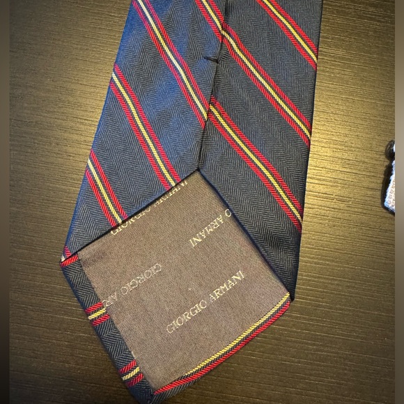 Giorgio Armani Necktie - Picture 8 of 9